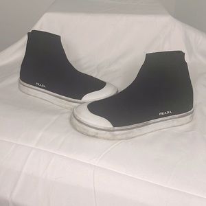 Worn Kids Prada Sneakers size 31